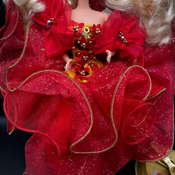 Vintage 1993 Mattel Barbie Doll Happy Holidays Special Edition Red Dress 10824 - Picture 3 of 11